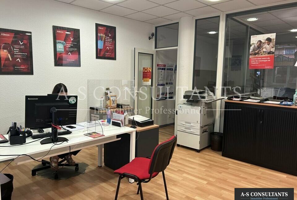 BUREAUX A VENDRE VOIRON 978692339_38_0266_1.jpg