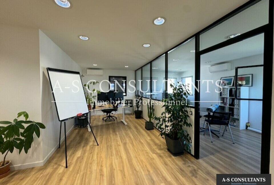 BUREAUX A VENDRE CALVISSON 203266188_30_0017_2.jpg