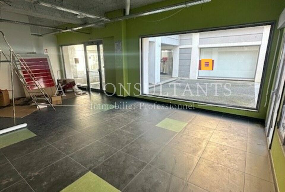 LOCAL COMMERCIAL LOCATION AIX LES BAINS 381305101_73_0236_2.jpg