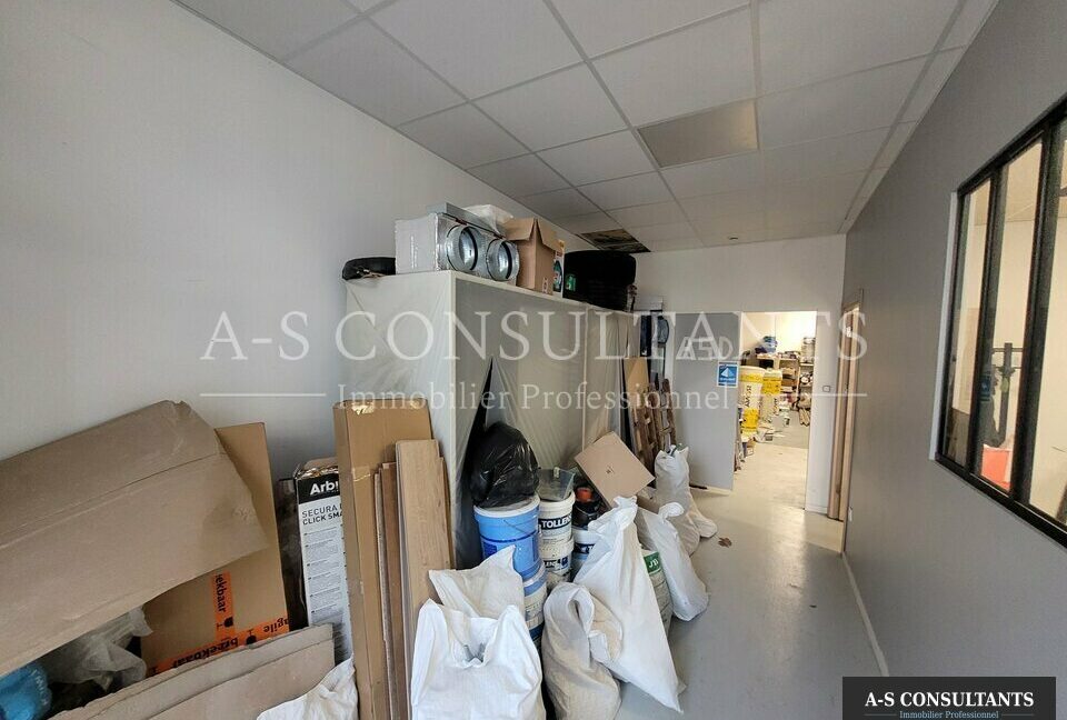 LOCAL COMMERCIAL A VENDRE FEYZIN 599595444_69_0175_4.jpg