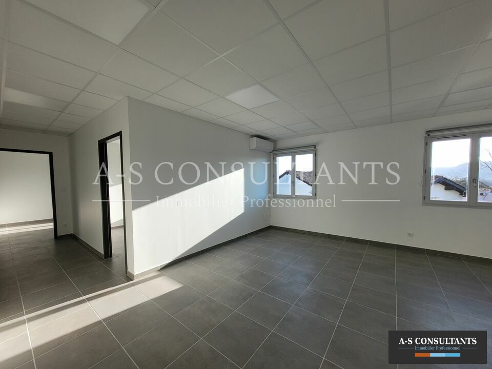 BUREAUX LOCATION CHANAS 750503888_38_0325_1.jpg